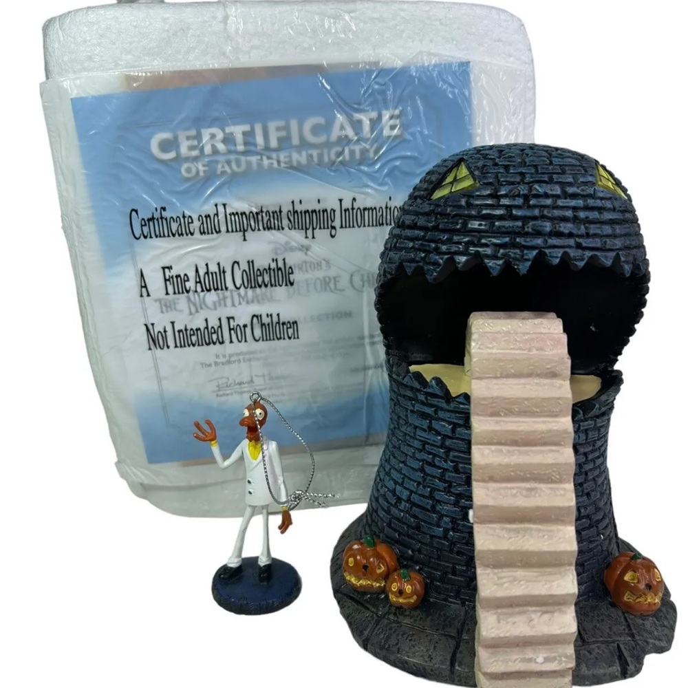 Hawthorne Village Nightmare Before Christmas Lighted Lizard House BATTERY OPR